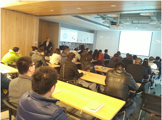 ���Yůͨ�c�A�H�������b��M�п՚��{���Ľ�����